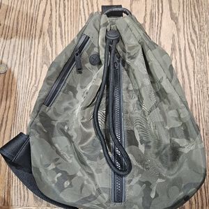 Athleta crossbody bag